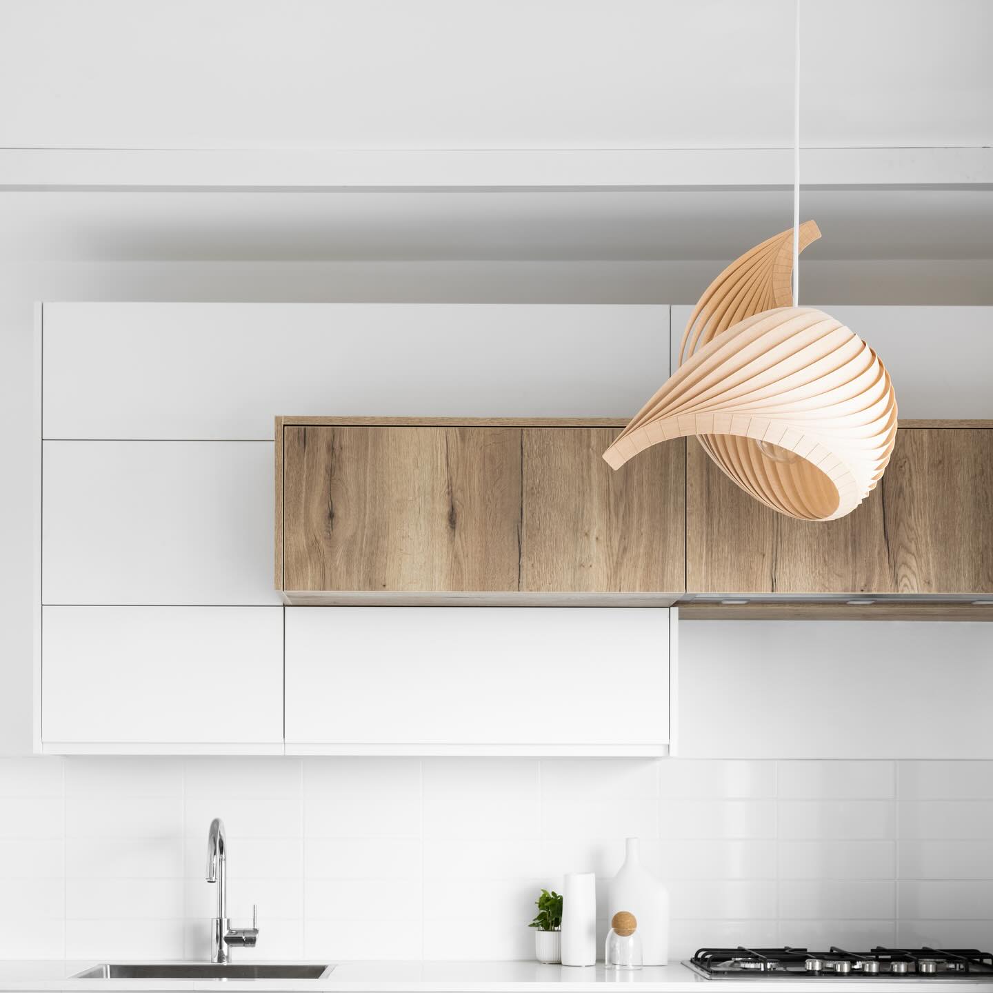 Pendant lamp wing maple