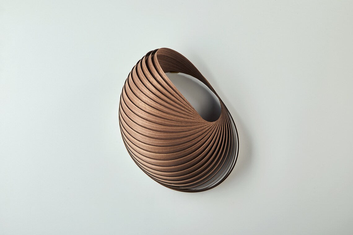 Wall lamp shell walnut