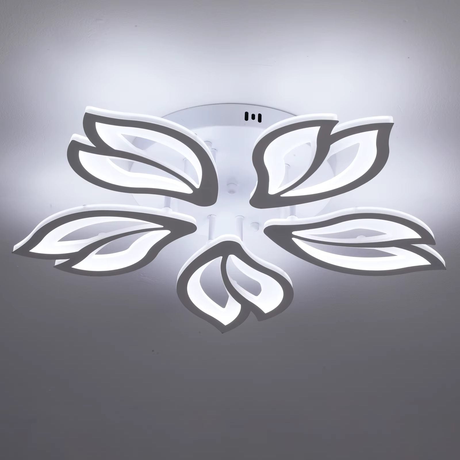 Modern leaf ceiling light
