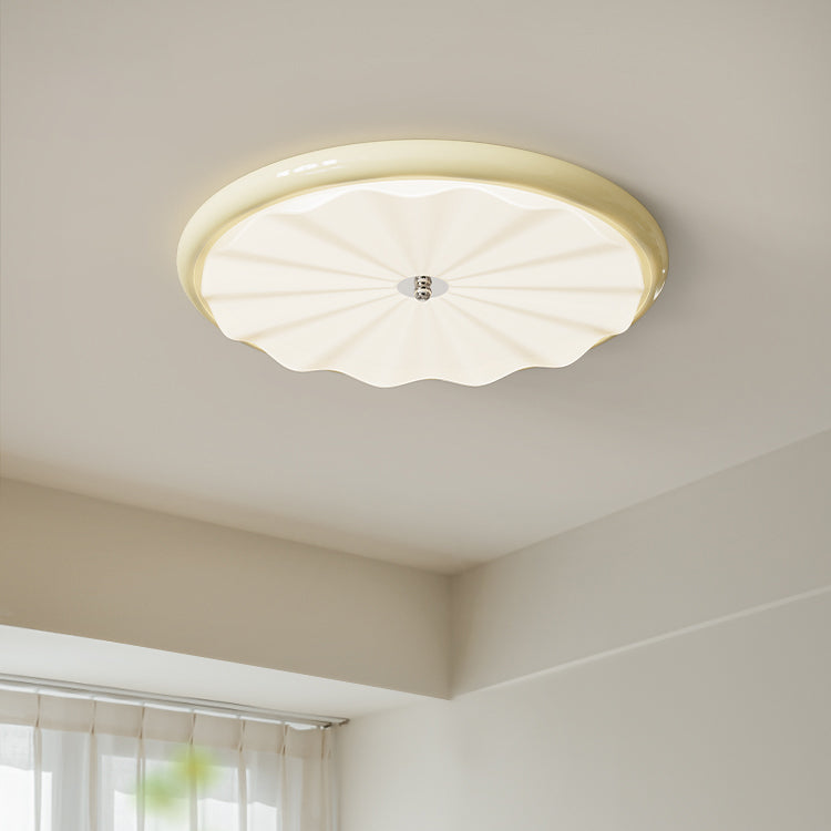 Scandinavian round ceiling light modern acrylic LED chandelier with dimmable design