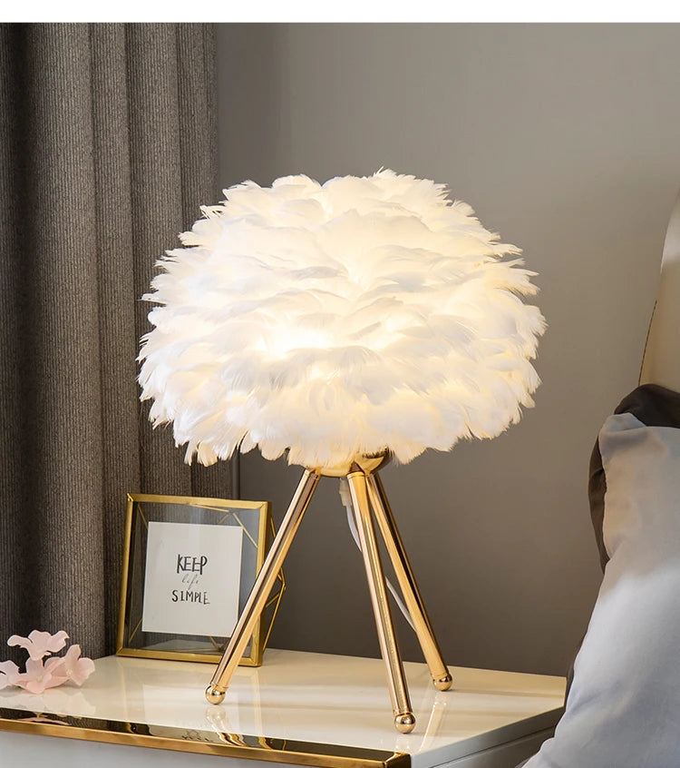 Feather table lamp, modern design