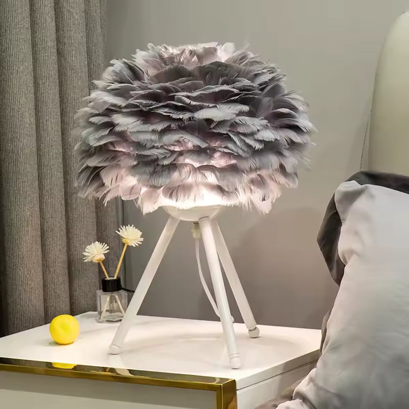 Feather table lamp, modern design