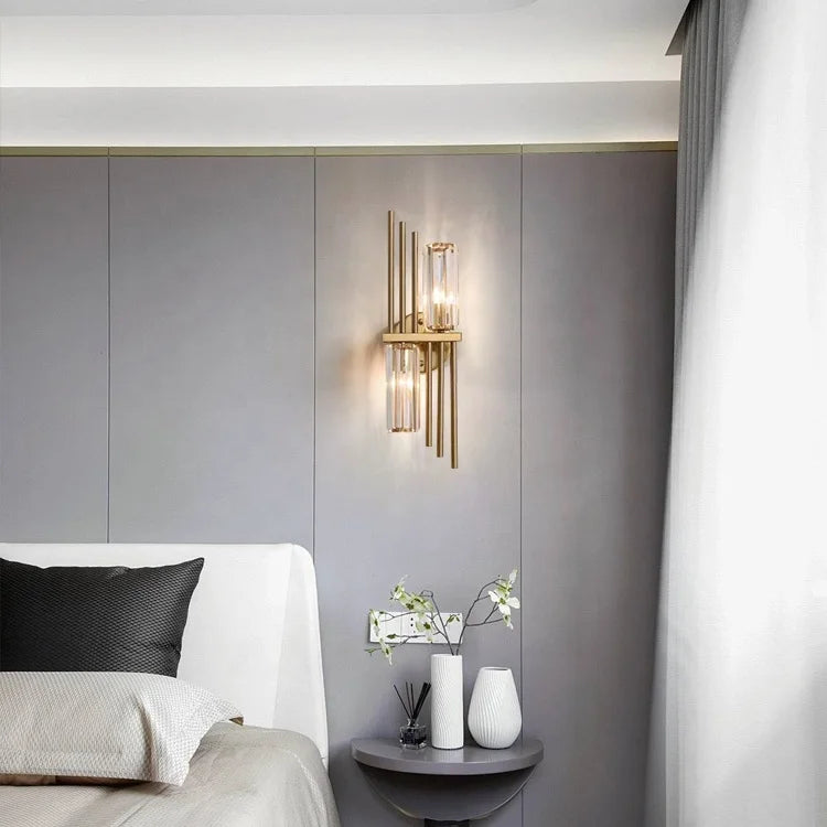 Lux crystal wall light