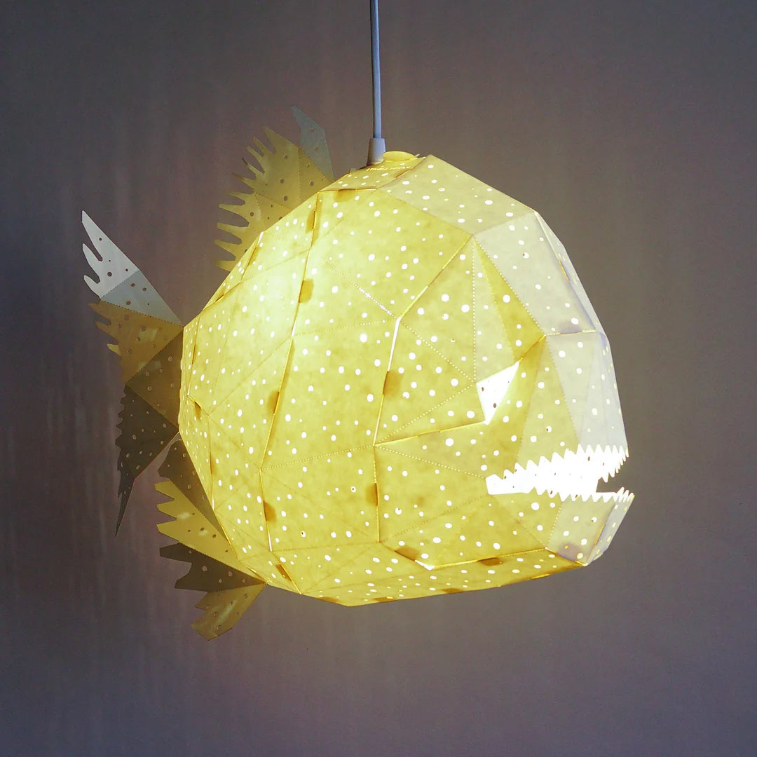 Pendant glowfish light