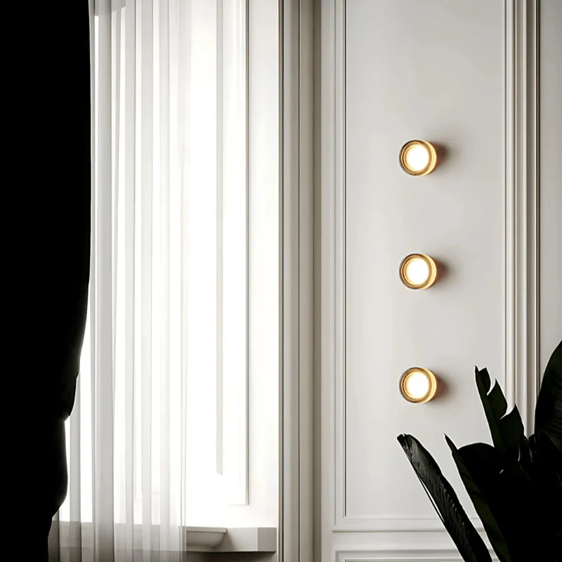 Hera wall light