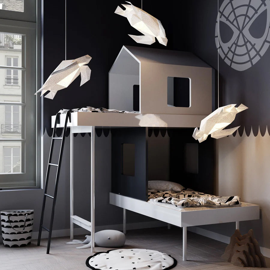 Pendant sea turtle lamp