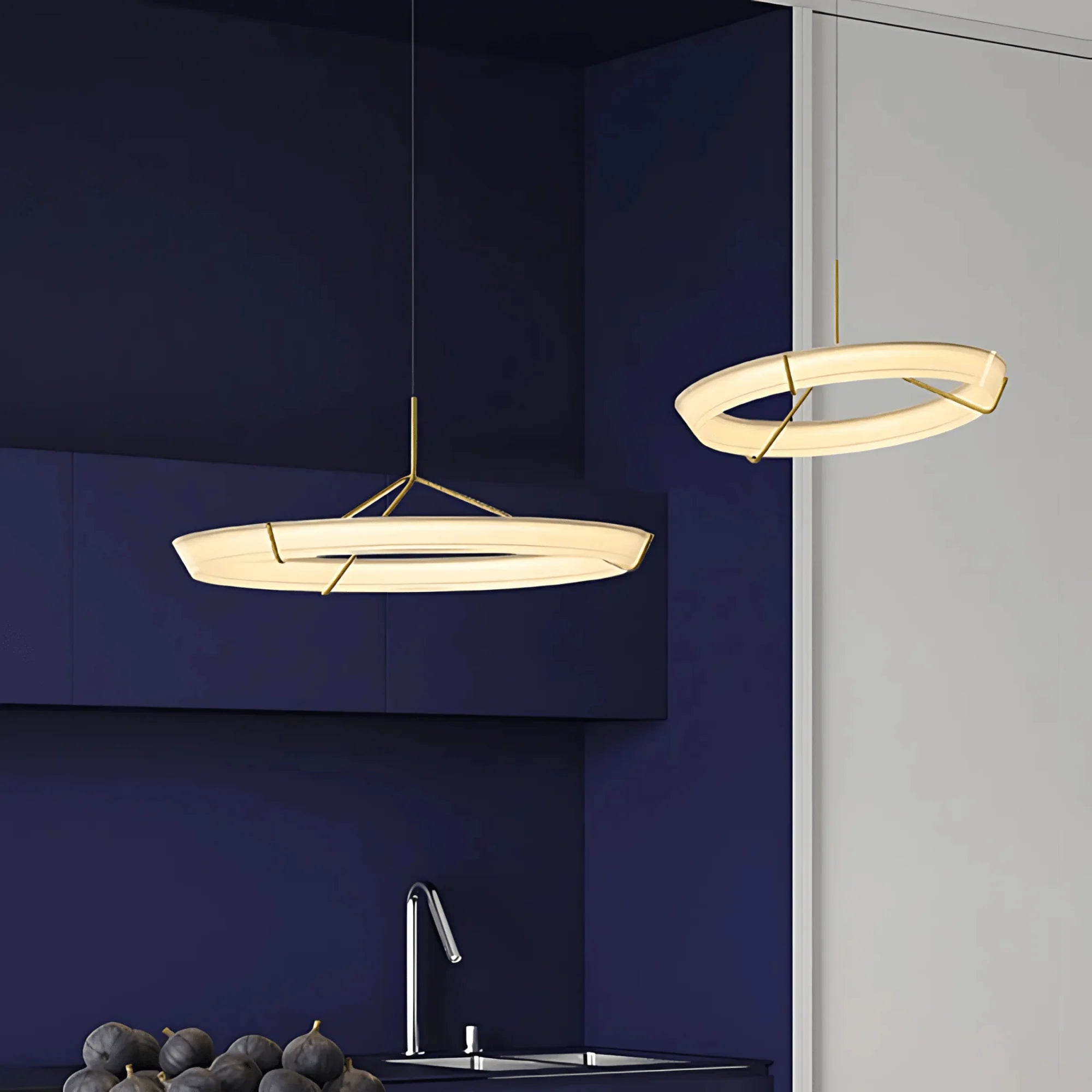 Veritas pendant light