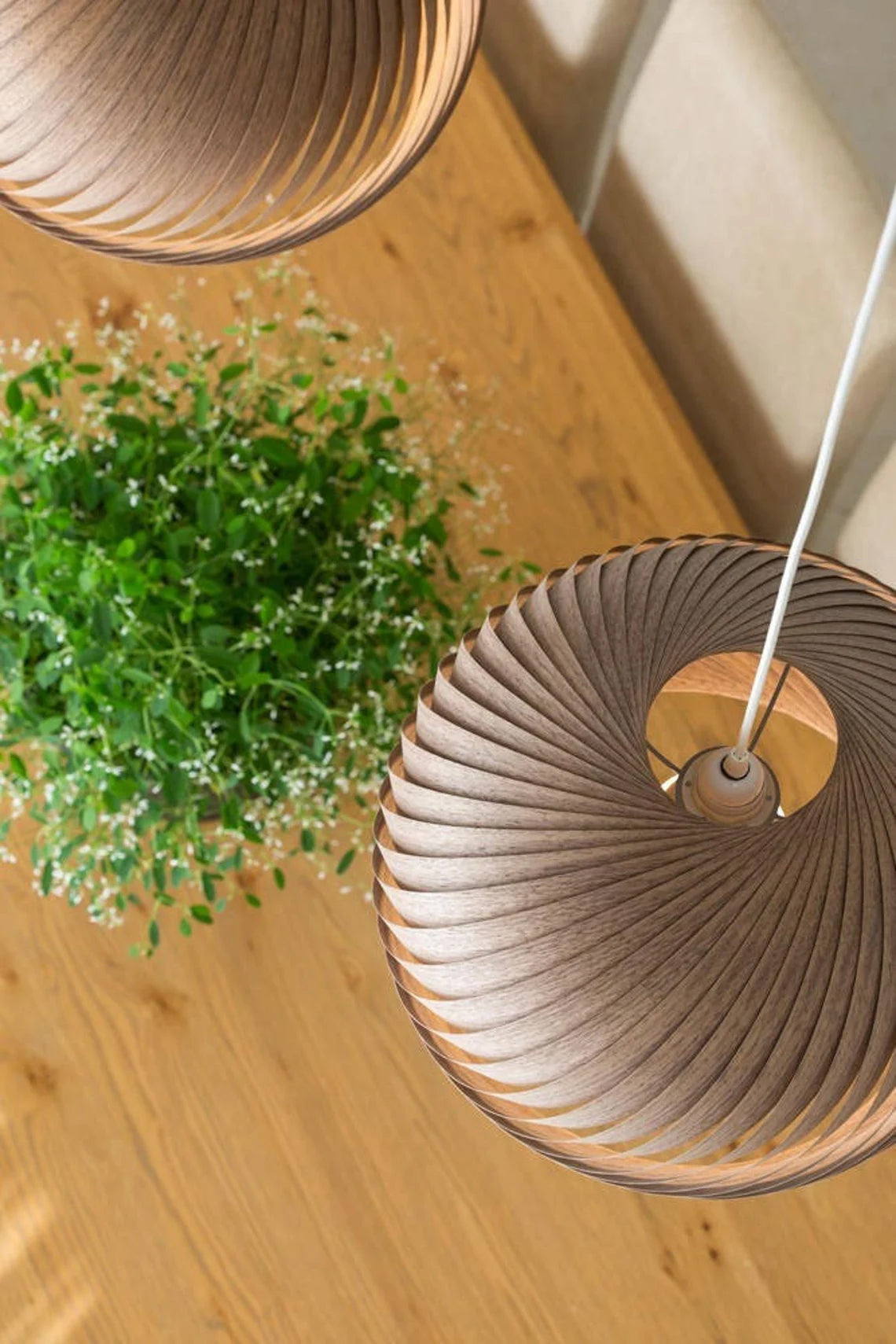 Pendant lamp wind walnut