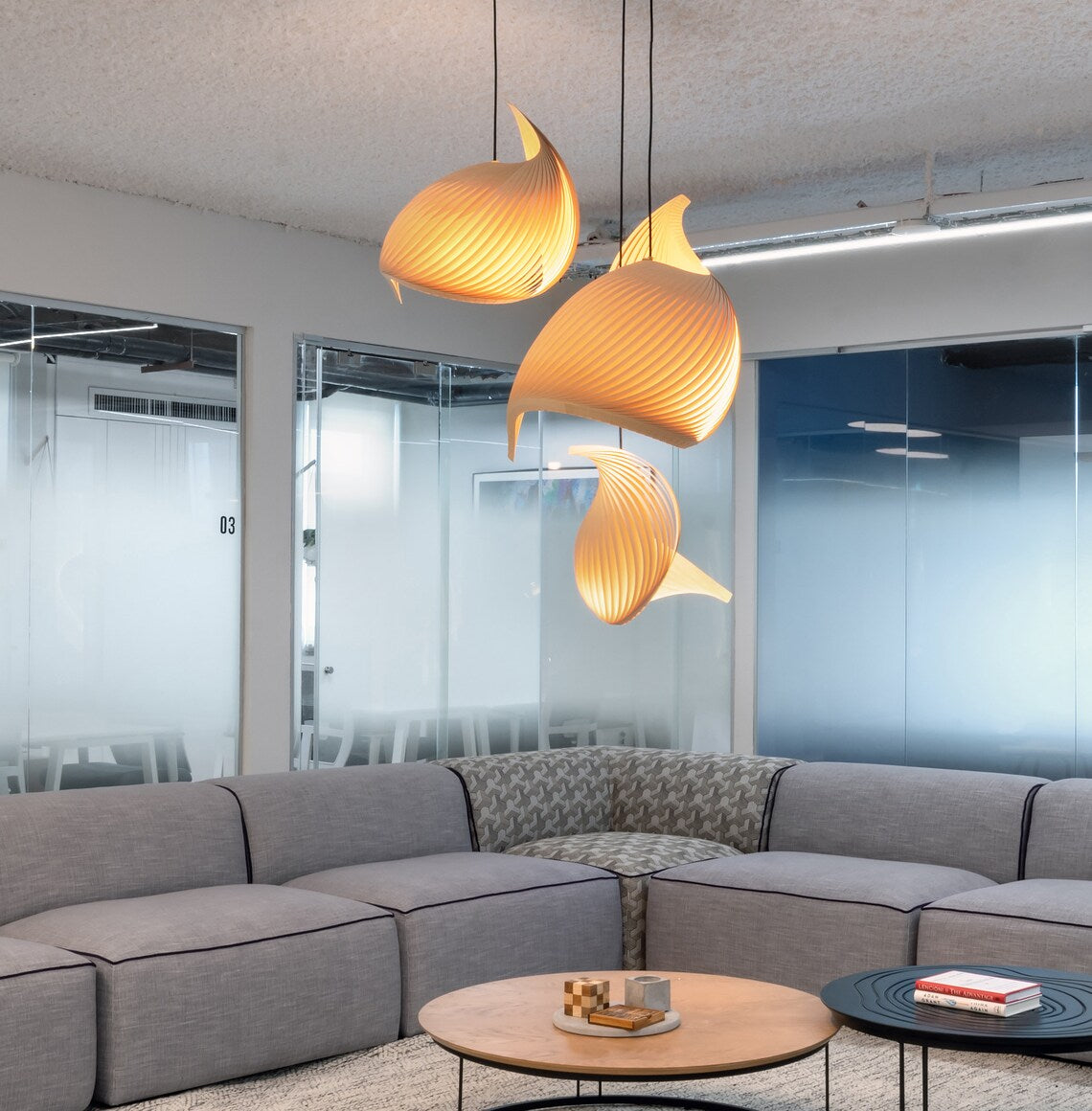 Pendant lamp wing maple