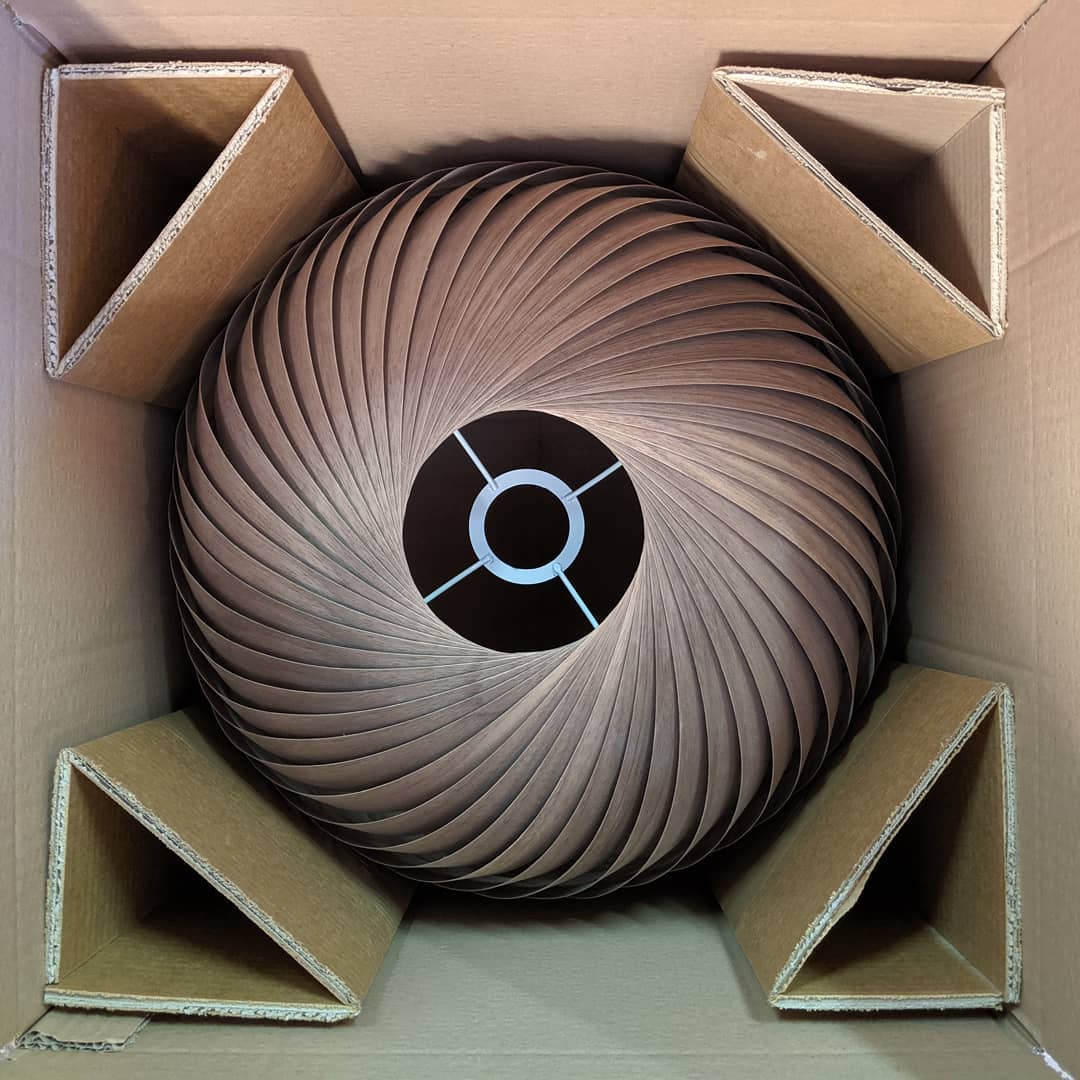 Pendant lamp wind walnut