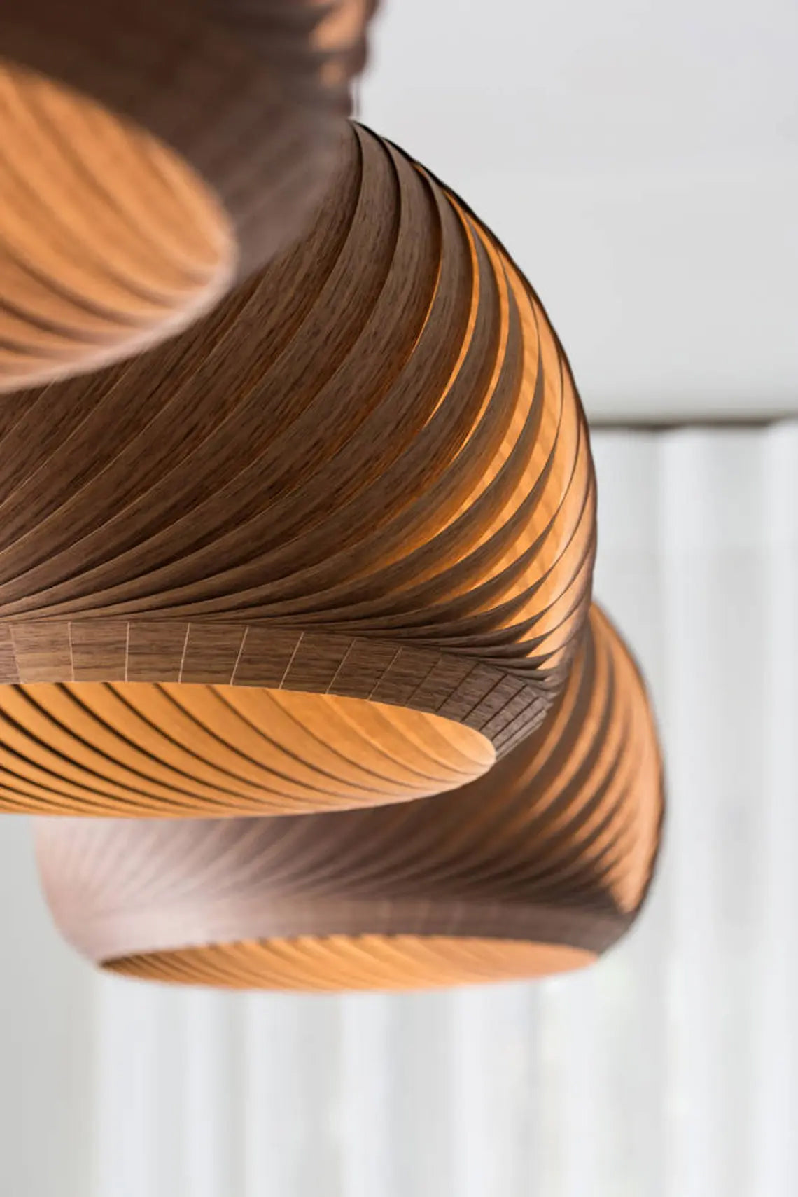 Pendant lamp wind walnut