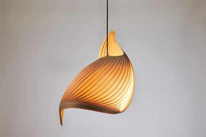 Pendant lamp wing maple