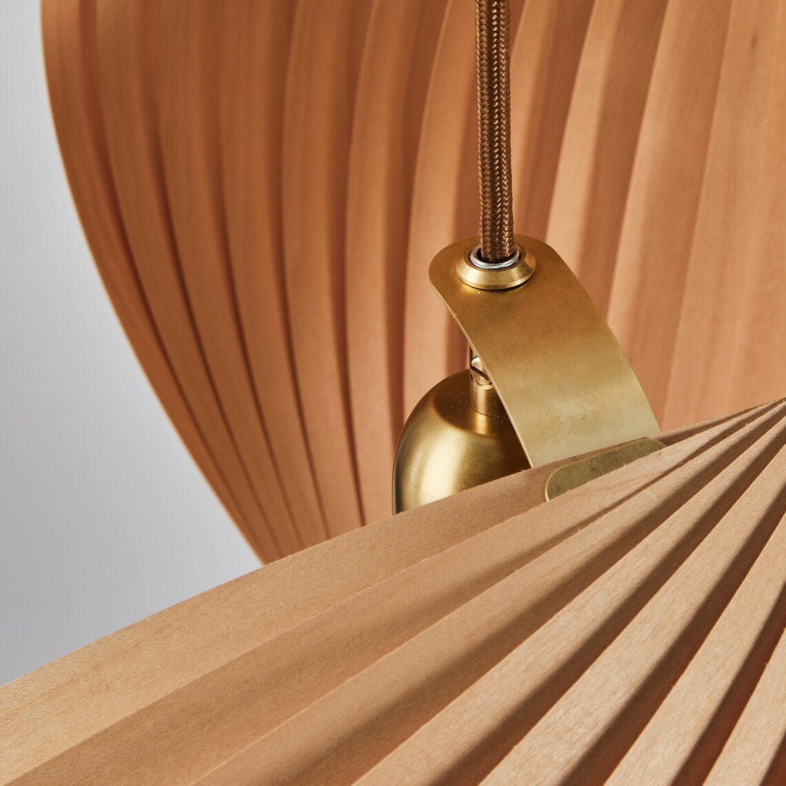 Pendant lamp wing maple