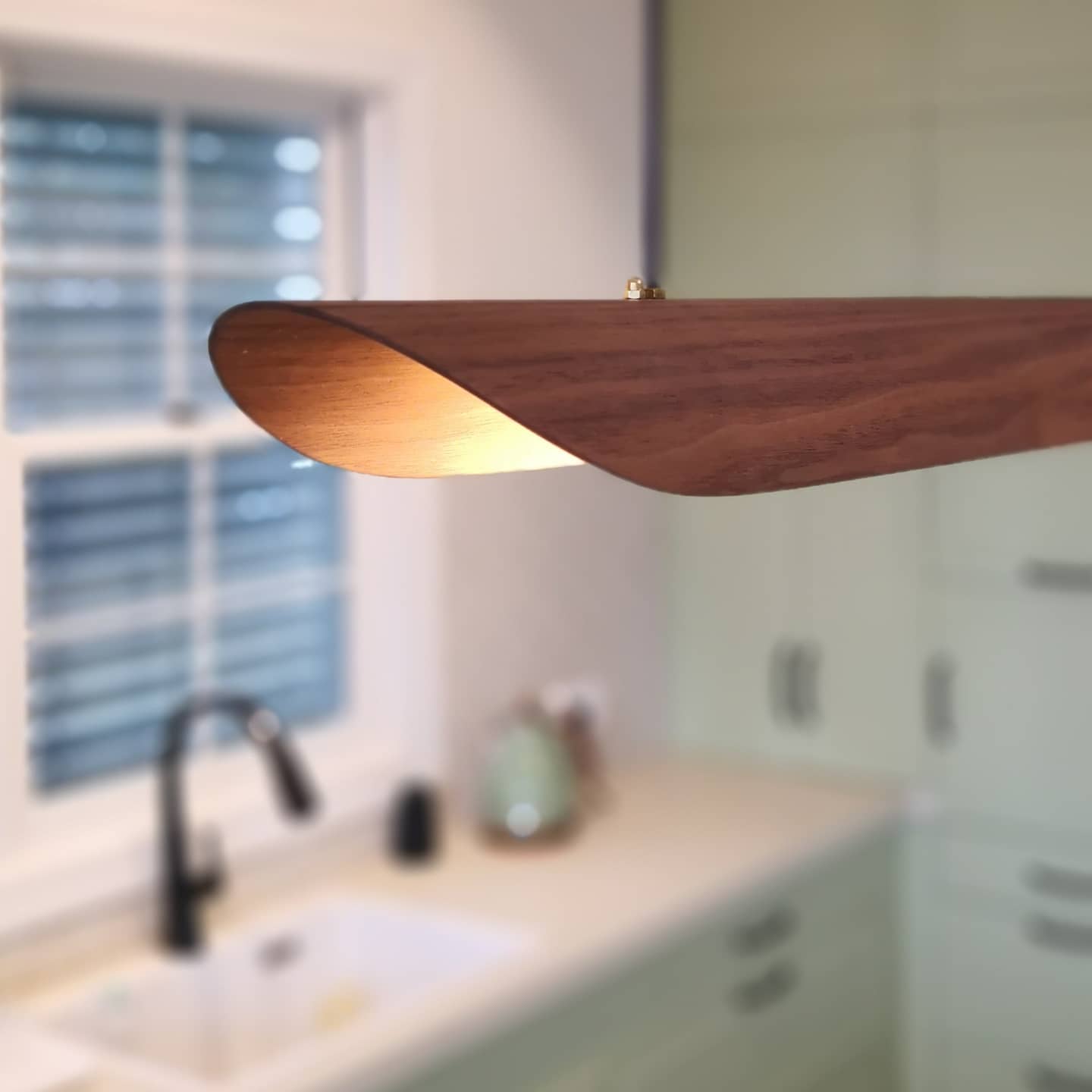 Pendant lamp canoe walnut