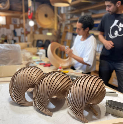 Pendant lamp wing walnut