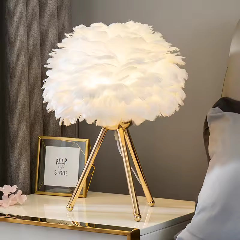Feather table lamp, modern design