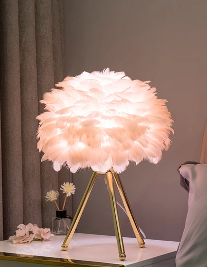 Feather table lamp, modern design