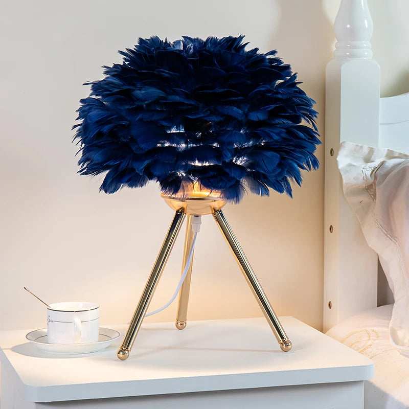 Feather table lamp, modern design