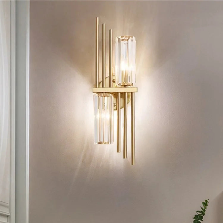 Lux crystal wall light
