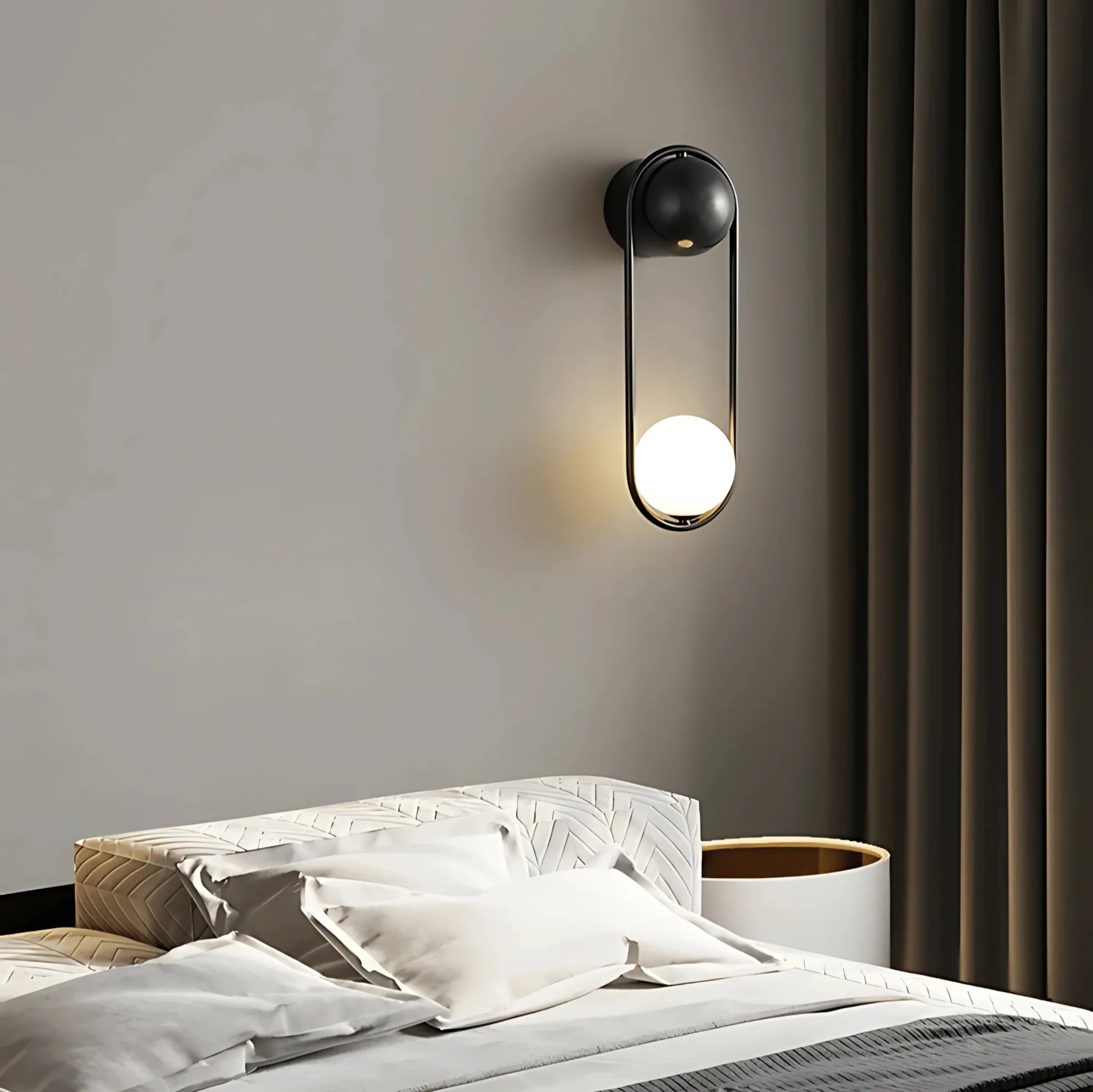 Calm wall light