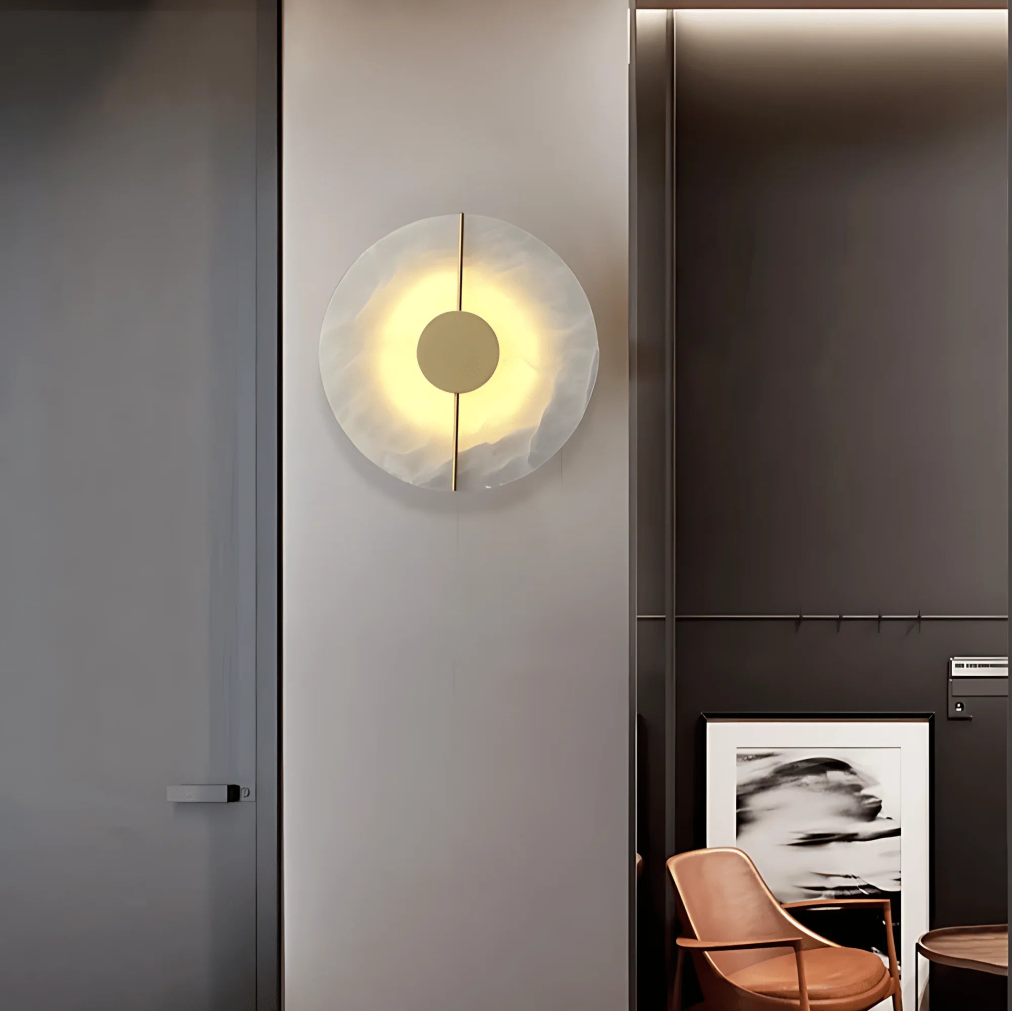 Omega wall light